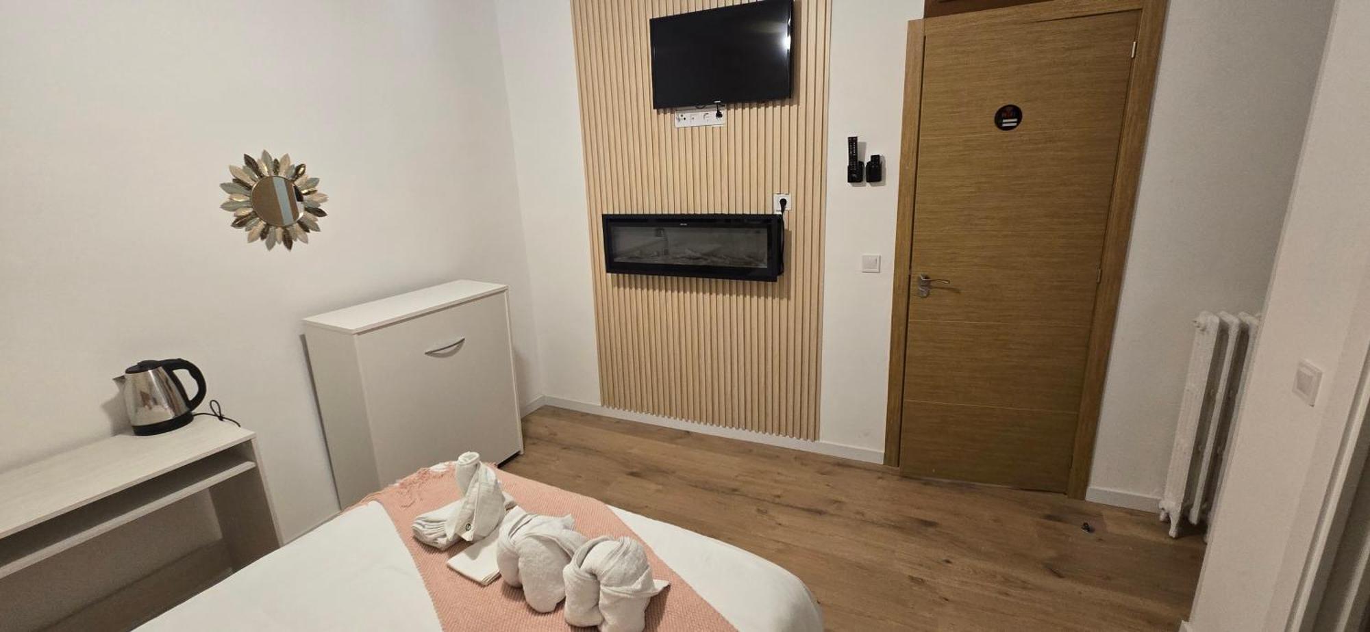 Habitaciones Universal Madri Exterior foto